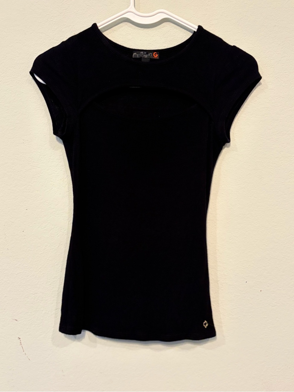 G by Guess Women's Black Cutout Short Sleeve Top